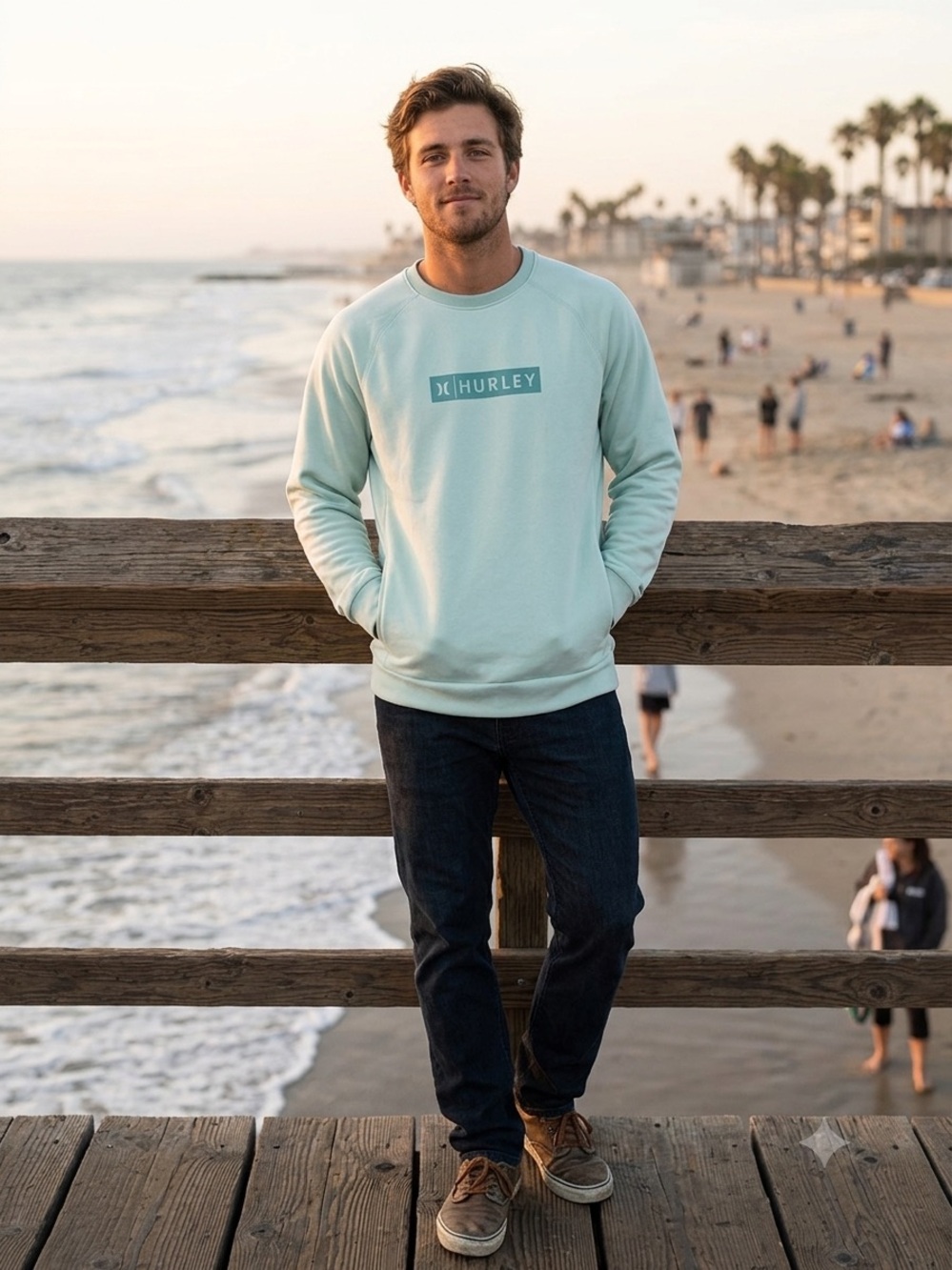 Hurley Men's Crewneck Sweatshirt in Light Mint